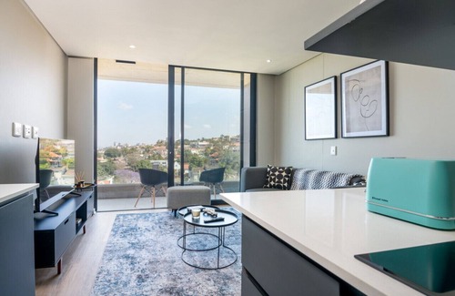 Windermere Apartment | Stunning Slick 902 Florida Road