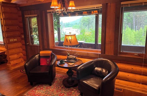 Garden Valley Cabin | Stunning South Fork Cabin with view to remember!