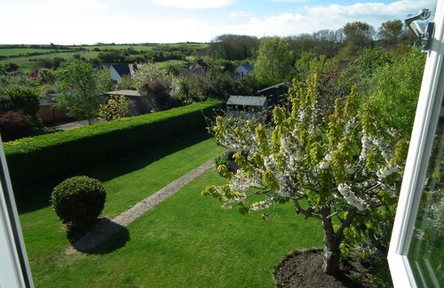 Langton Matravers House | Stunning & Spacious Purbeck Home in a Village Setting Close To The Sea