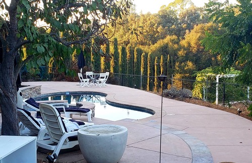 Fallbrook House | Stunning Spacious Gem Ideal for Hosting Events, Weddings, & Family Celebrations