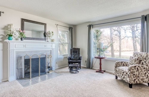 Boring House | Stunning & spacious home on 20 acres with Mt. Hood Views