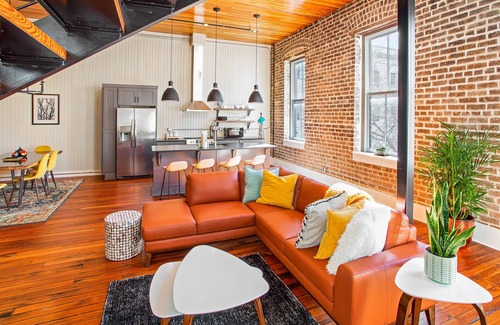Historic District - North Condo | Stunning, Spacious, Stylish Loft off of Broughton Street by Lucky Savannah