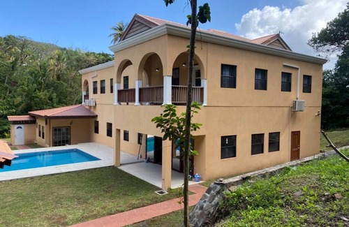 Friendship Bay Villa | Stunning Spain-inspired 4-bedroom villa with Private Pool in peaceful Grenadines