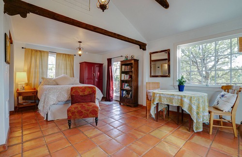 Taos Cottage | Stunning Spiritual Retreat