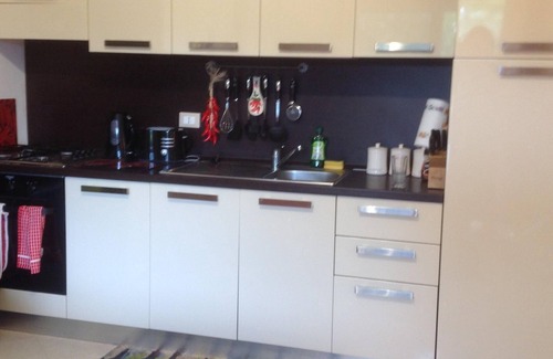 Pizzo Apartment | Stunning studio holiday apartment for 2/3 on resort, close to beach with 2 pools