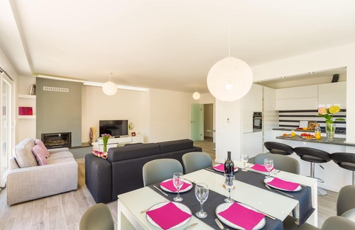 Konavle Villa | Stunning sunshine paradise surrounded with lawns and Mediterranean vegetation