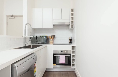 Millers Point Apartment | STUNNING SYDNEY HOME 8