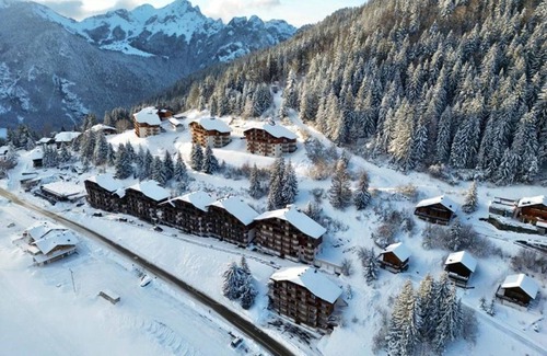 Station de Drouzin le Mont Apartment | Stunning T3 in Col du Corbier - Sleeps 6
