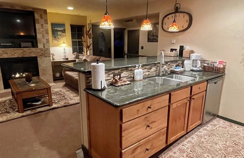 Tahoe Village Condo | Stunning Tahoe View Condo - A Haven Near Heavenly!