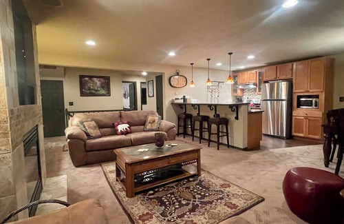Tahoe Village Condo | Stunning Tahoe View Condo - A Haven Near Heavenly!