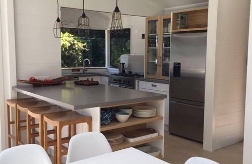 Tairua House | Stunning Tairua Seaviews