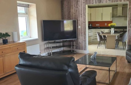 Tramore Cottage | Stunning Thatched Cottage on the Copper Coast in the South East of Ireland