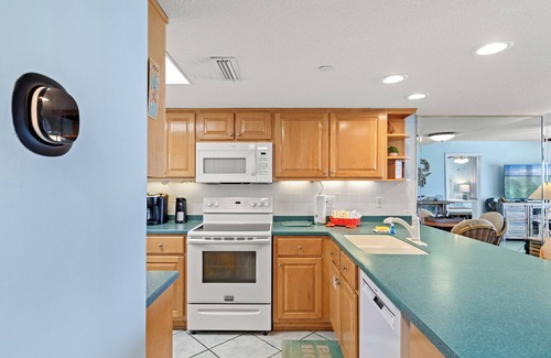Lower Grand Lagoon Condo | Stunning Top-Floor 3BR Condo 1306 with Panoramic Gulf Views
