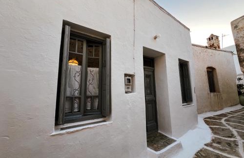 Serifos House | Stunning town-house in Chora, Serifos