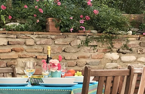 Amandola Villa | Stunning Town Villa, Breathtaking Views, Pretty Garden near Medieval Piazza