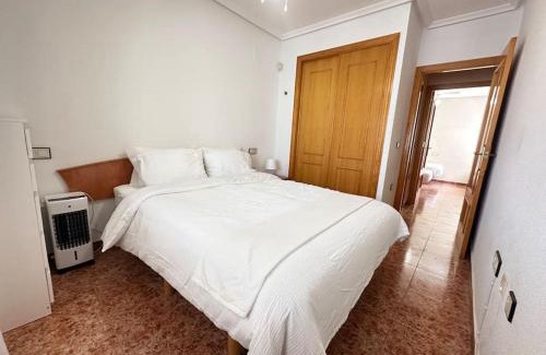 Los Montesinos House | Stunning Townhouse in La Herrada