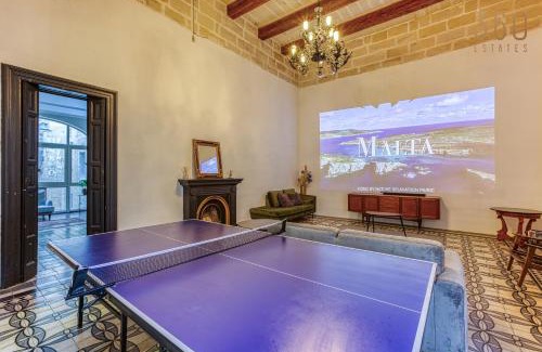 Floriana Apartment | Stunning traditional Palazzo in central Floriana by 360 Estates