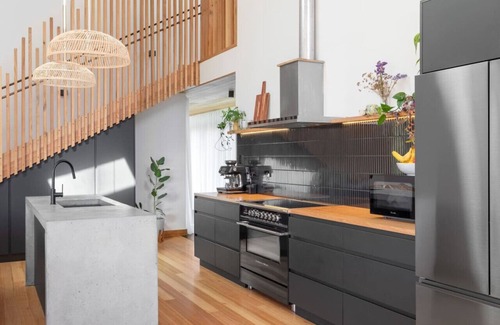 Trevallyn House | Stunning Trevallyn Retreat