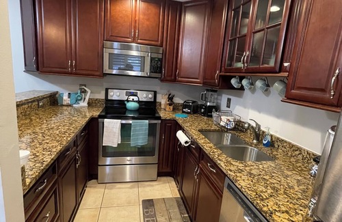 Port Saint Lucie House | Stunning two bedroom townhouse in a centralized location of Port St Lucie.