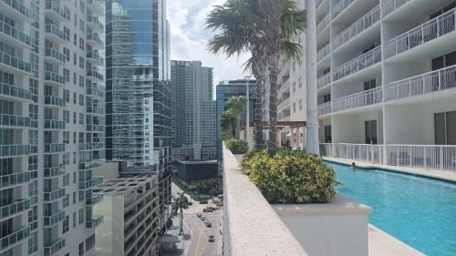 Brickell Apartment | Stunning vew from 42nd floor, Brickell-Miami financial district free parking, sleeps 4