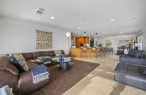 Desert Hot Springs House | Stunning Views, Designer Interiors, Pool+Spa,Games