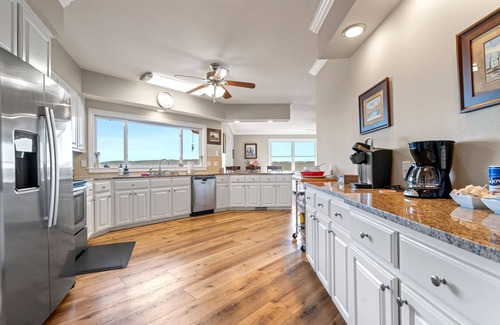 Hot Springs Village House | Stunning View! 5000 sq. ft House - Game Room - Dogs