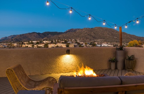Albuquerque House | Stunning View Casa - New Listing Specials! Gated private community!