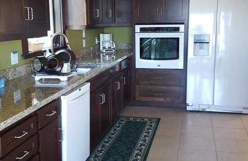 Astoria House | Stunning View Property Of Columbia River And Astoria-Megler Bridge from Hot Tub