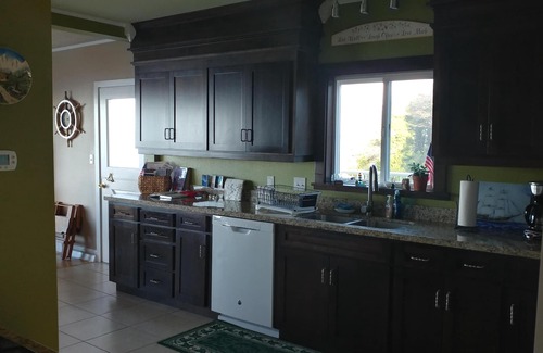 Astoria House | Stunning View Property Of Columbia River And Astoria-Megler Bridge from Hot Tub