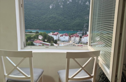 Pluzine Apartment | Stunning View Retreat – Perfect for a Relaxing Getaway nApartment Jovovic