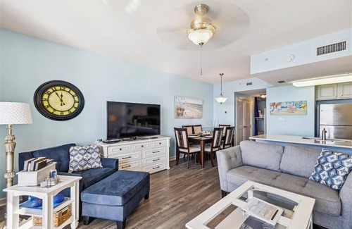 Lower Grand Lagoon Condo | Stunning View, spring/summer dates open free beach service book now!