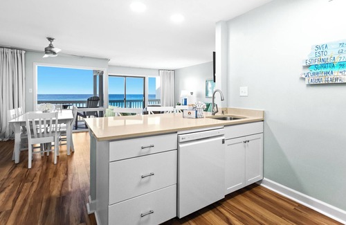 Fort Bay Condo | Stunning views await at Latitude 29 Unit 21