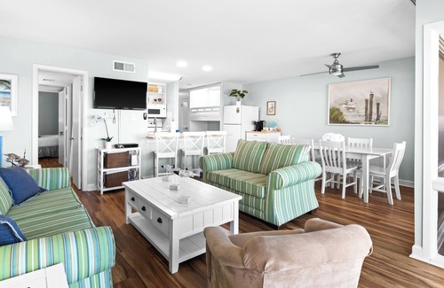 Fort Bay Condo | Stunning views await at Latitude 29 Unit 21