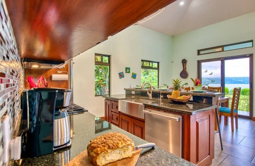 Tronadora Apartment | Stunning Views,4 Suites,Great for Groups, Hot Tub!