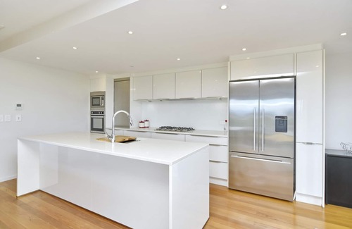 Mount Pleasant House | Stunning Views from Mount Pleasant