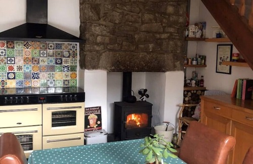 Yelverton House | Stunning Views in a Hikers and Cyclists Paradise