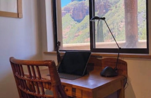 Sedona House | Stunning Views! Oak Creek Canyon's Zen Hideaway