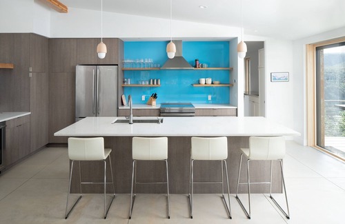 Nederland House | Stunning views overlooking Nederland, modern 3 BD solar powered home, sleeps 6