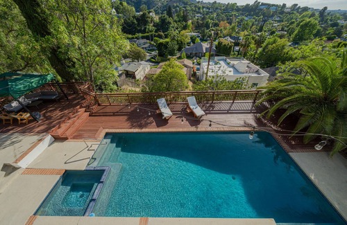 Studio City House | Stunning Views Retro House with Pool/Spa