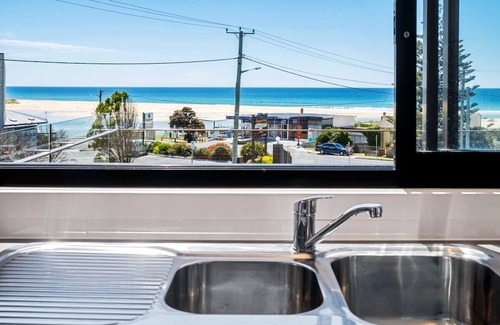 Scamander Apartment | Stunning Views - Scamander Lifestyle!