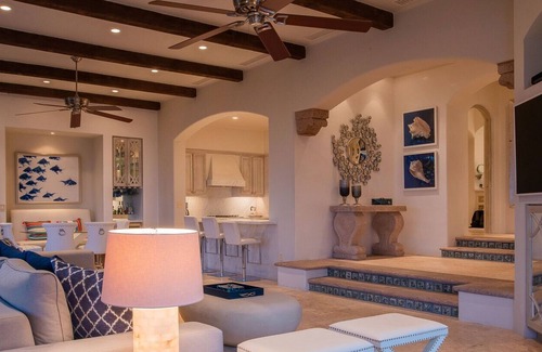 Palmilla Villa | Stunning Villa in Del Mar w/Chef, Butler & Steps from the Swimmable Beach!