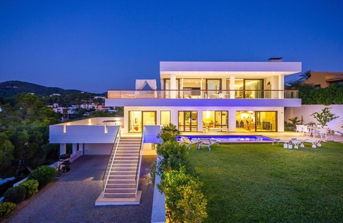 Cap Martinet Villa | Stunning Villa Close To Ibiza Town with Panoramic Sea and Sunset views