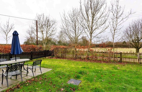 Dorsington House | Stunning villa for 3 people with WIFI, TV and pets allowed