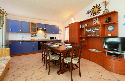 Villaggio delle Mimose House | Stunning villa for 9 people with A/C, WIFI, TV, terrace and parking
