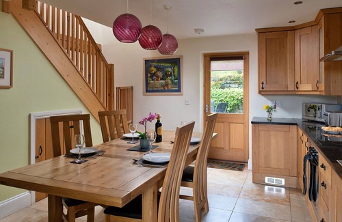Eglwysbach House | Stunning villa for 4 people with hot tub, WIFI, terrace, pets allowed and parking