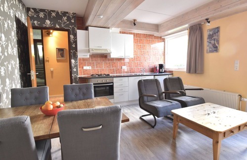 Wissenkerke Villa | Stunning villa for 4 guests with WIFI, TV, terrace, pets allowed and parking