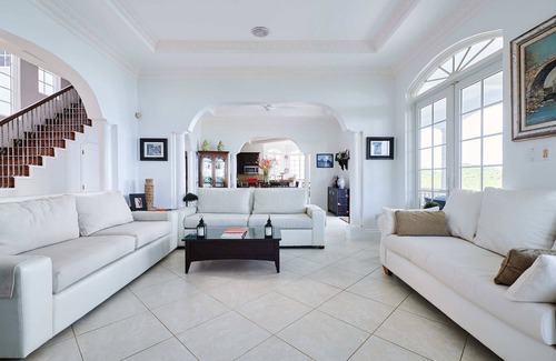 Mount Hardy Villa | Stunning Villa in Cap Estate -Breathtaking Views, Maid Service, Unforgettable
