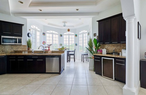 Mount Hardy Villa | Stunning Villa in Cap Estate -Breathtaking Views, Maid Service, Unforgettable