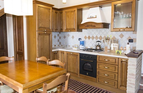 Farneta Villa | Stunning villa for 4 people with private pool, A/C, WIFI, TV and panoramic view, close to Cortona
