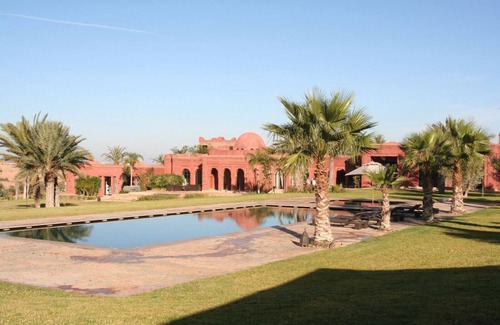 El Hara Villa | Stunning villa located in a beautiful garden of 3,5 ht, great level of se